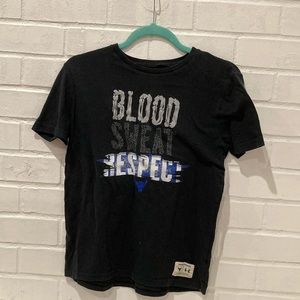 UNDER ARMOUR TEE SHIRT